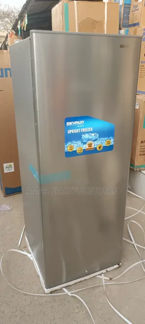 Skyrun Upright Freezer 190l