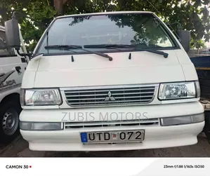 Mitsubishi Delica 2007 White