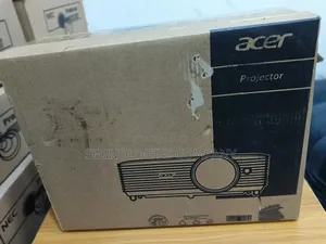Opened-box Acer P7500 4000 Lumens Dlp Projector