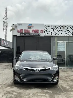 Toyota Avalon XLE Premium Sedan FWD (3.5L 6cyl 6A) 2013 Black