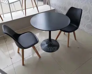 Restaurant Set's Round Table Chairs With Foam
