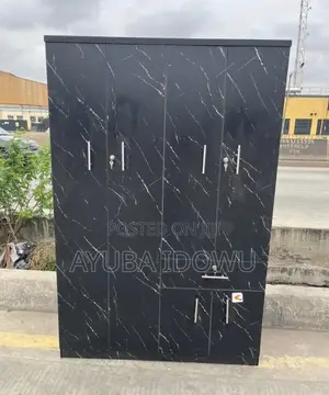 Luxurious 4ft by 6ft Wardrobe