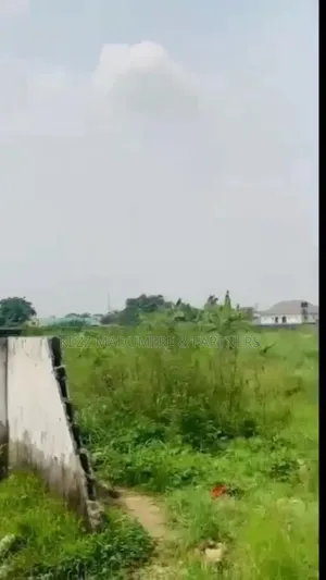 For Sale : 2 1⁄2 Plots at Tombia Street ,New Gra, Ph