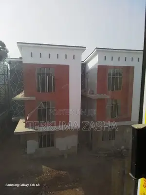 4bdrm Duplex in Utako for sale