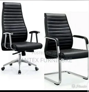 Executive Office Chair With Swivel and Visitors