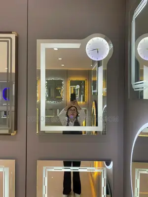 High Quality England Led Mirror With Time