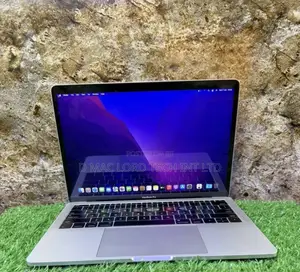 Laptop Apple MacBook Pro 2017 8GB Intel Core i5 SSD 256GB