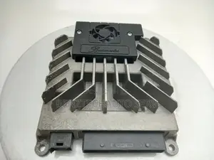 205 Amplifier C300 2015