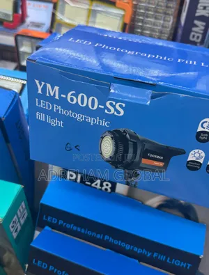 Ym - 600-ss Led Fill Light Comes With A Super Strong Tripod Stand