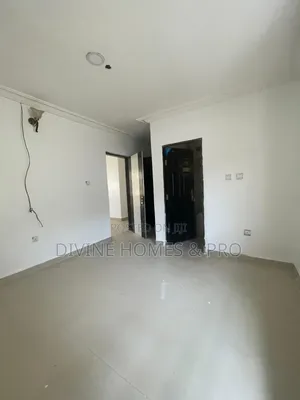 4bdrm Duplex in National Assembly, Apo District for rent