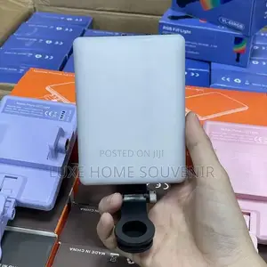 Influencer Mobile Light