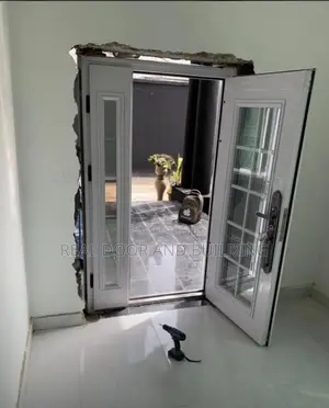 High Quality 4ft X 7ft France Glass Door. (628lef)