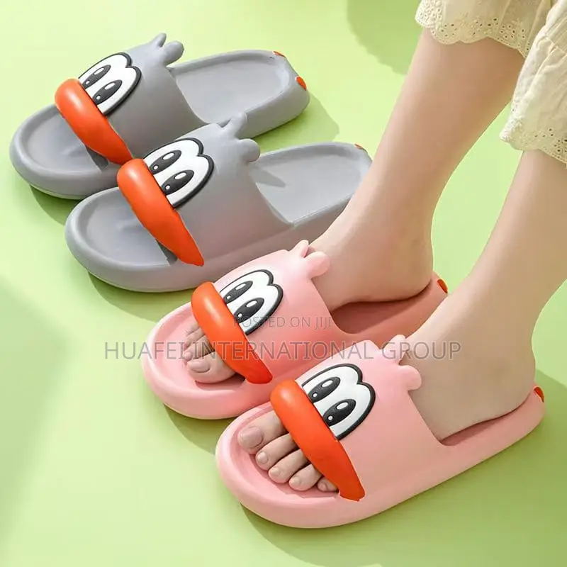 Cartoon Duck Slippers