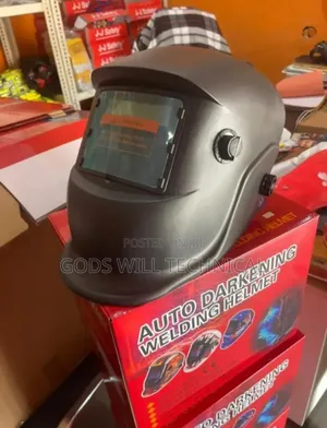 Auto Darkening Welding Helmet