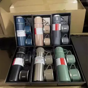 Vacuum Flask Set With Cup