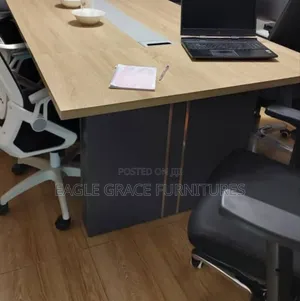 Premium 8-Seater Boardroom Table 240x120cm – Strong,