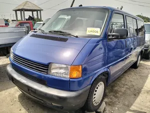 Volkswagen Transporter 2002 Blue