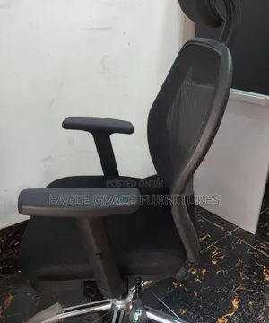 Premium Ergonomic Office Swivel Chair for Sale at .