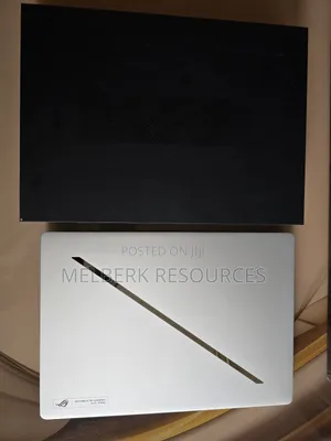 Laptop Asus ROG Zephyrus G14 16GB AMD Ryzen 9 SSD 1T