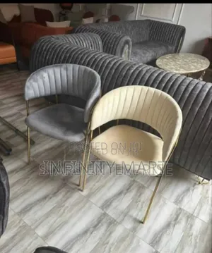 Modern Cozy Chair
