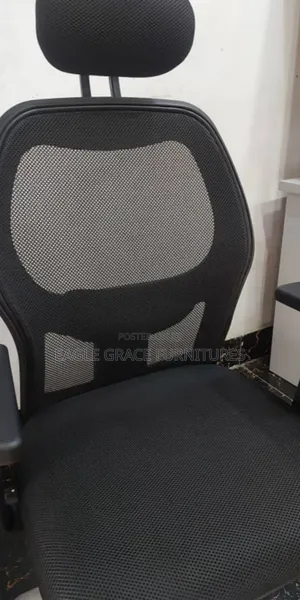Professional High-Back Office Chair With Lumbar Protection