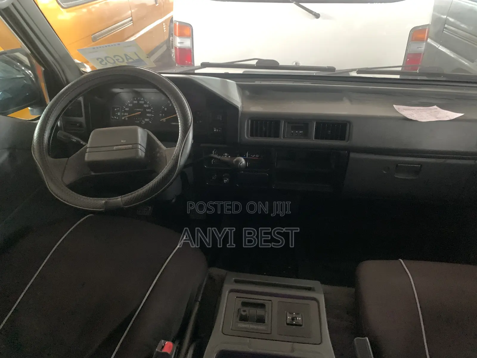 Mitsubishi L300 2000 Grey