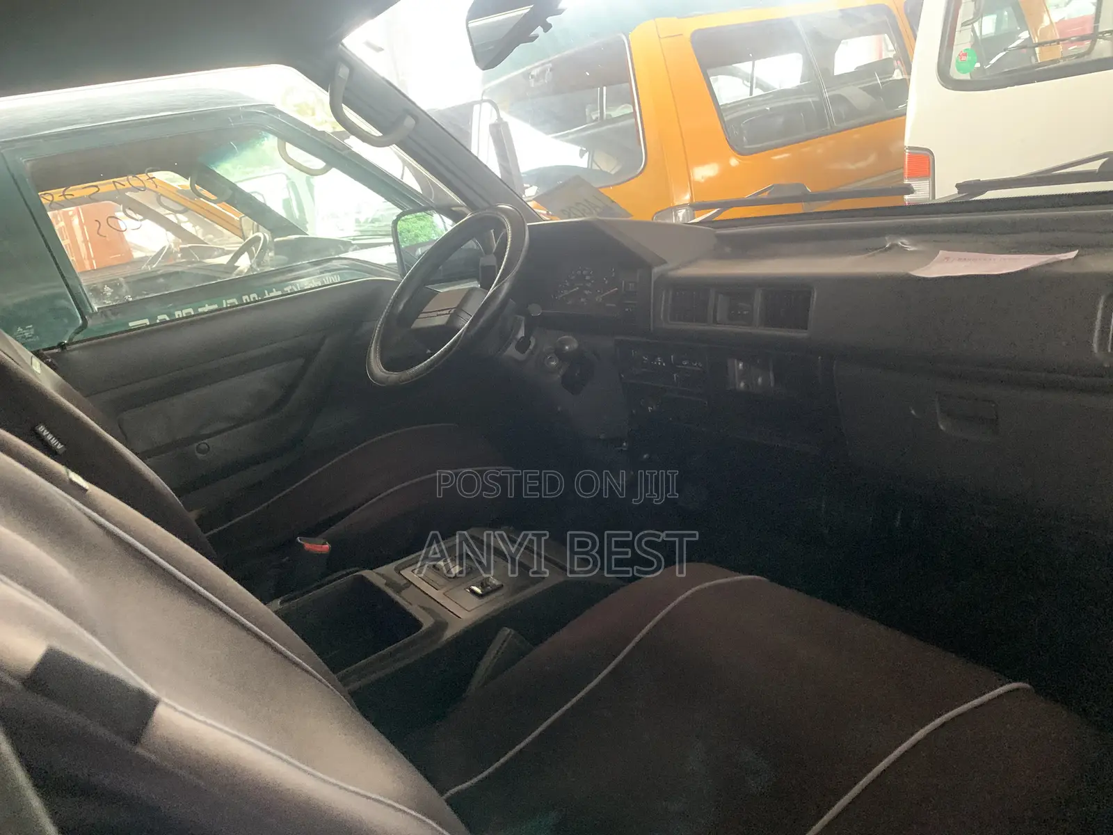 Mitsubishi L300 2000 Grey
