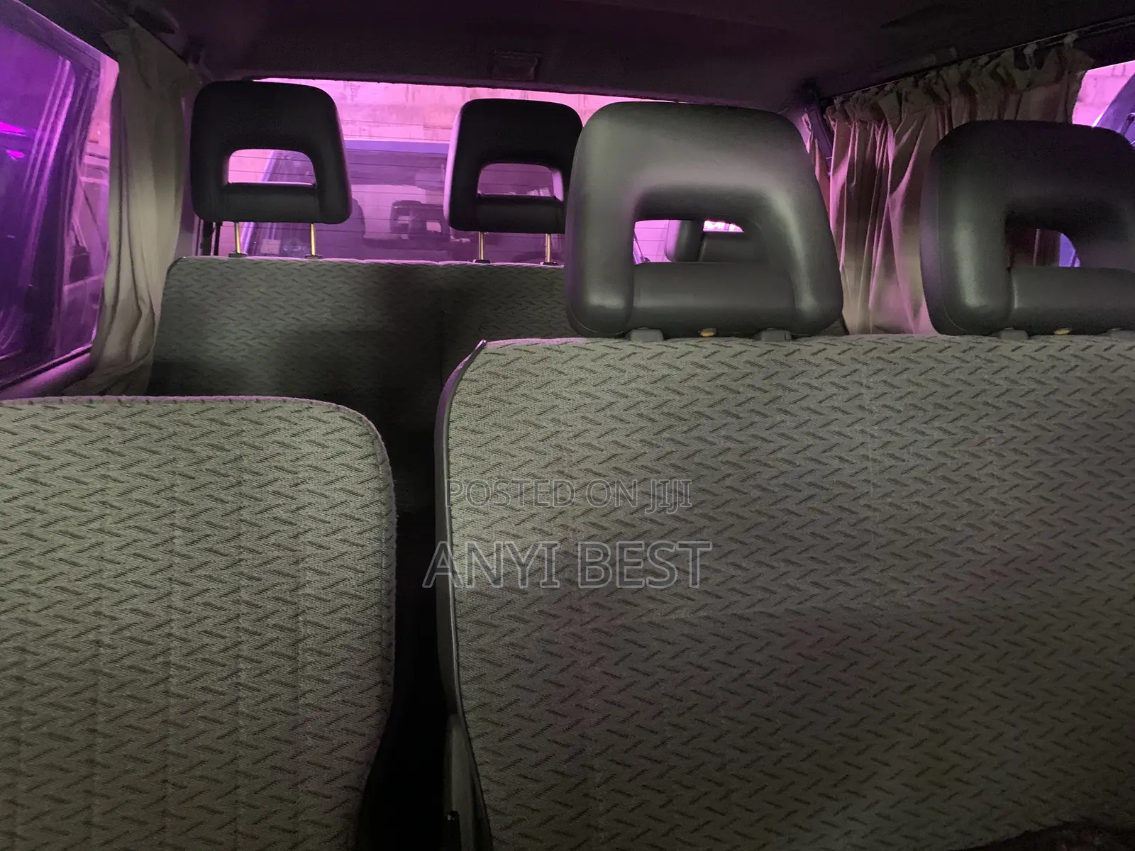 Mitsubishi L300 2000 Grey
