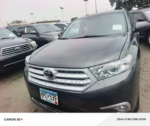 Toyota Highlander 2013 Gray