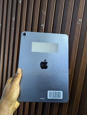 Apple iPad Air 64 GB Gray