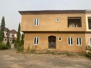 5bdrm Duplex in Chessville Corte, Life Camp for sale