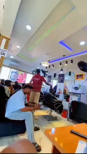 Unisex Salon Up for Sale at Okhoromi Off Airportroad Call