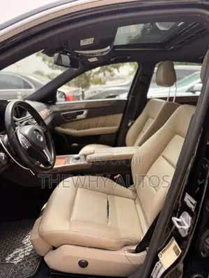 Mercedes-Benz E350 Base 4dr Sedan RWD (3.5L 6cyl 7A) 2012 Black