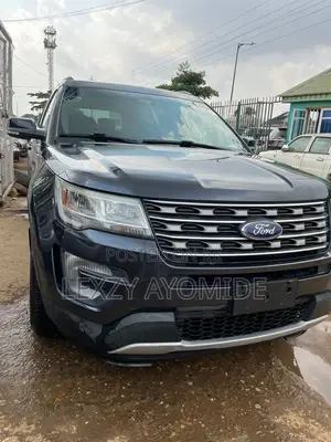 Ford Explorer XLT 4dr 4x4 (2.3L 4cyl 6A) 2017 Black