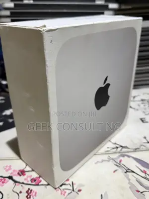 Desktop Computer Apple Mac Mini 16GB Apple M1 SSD 512GB
