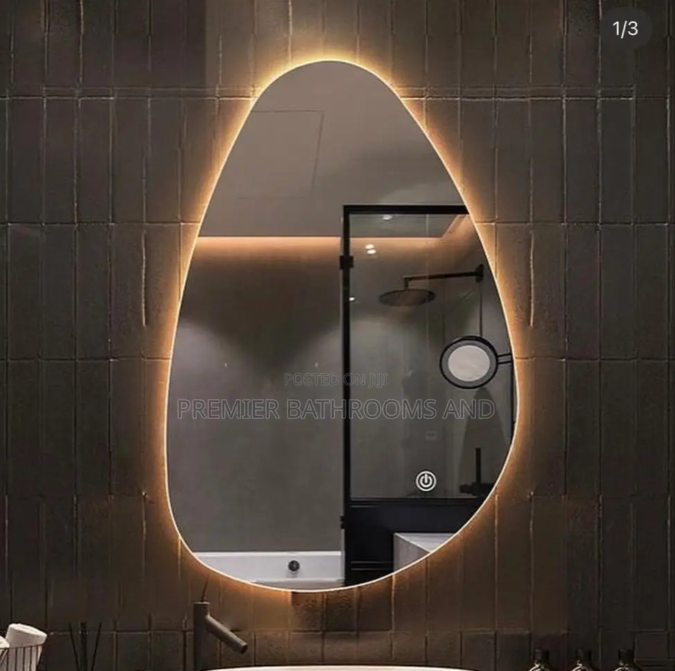 3 Changing Lights Mirror