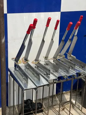 Heavy-Duty Manual Meat and Bone Cutting Machine
