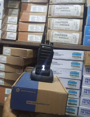 Motorola Wave Tlk100 Two-Way Radio.