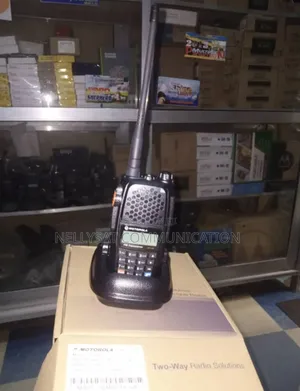 Motorola Gp388 Portable Two-Way Radio (Walkie-Talkie)
