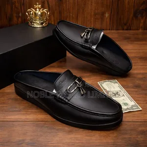 Clarks Solid Half Shoes Abl Yg