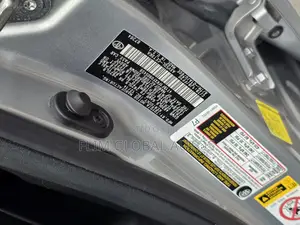 Toyota Camry SE 4dr Sedan (2.5L 4cyl 6A) 2015 Silver