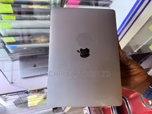 Laptop Apple MacBook Pro 2020 32GB Intel Core i7 SSD 512GB