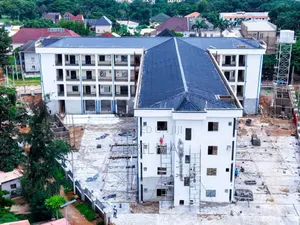 Shops Space in Wuse for Sale!