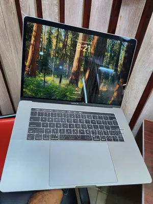 Laptop Apple MacBook Pro 2019 16GB Intel Core i9 SSD 512GB