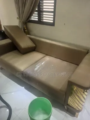 Top Best Upholstery Cleaning