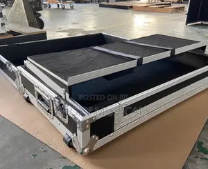 Sb3, Rev1 FLX 4 Controller Box/Flight Case