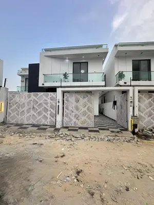 4bdrm Duplex in Lekki for sale