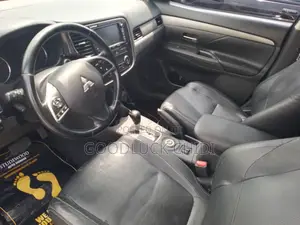 Mitsubishi Outlander 2013 Black