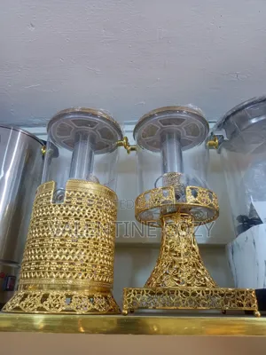 Transparent Gold Dispenser