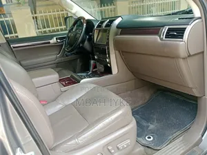 Lexus GX 460 Base 2015 Gray